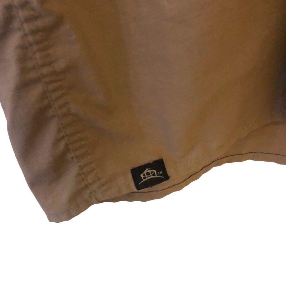 Stormtech Men’s Outdoor/ Indoor Chestnut Brown Shirt - Picture 2 of 5